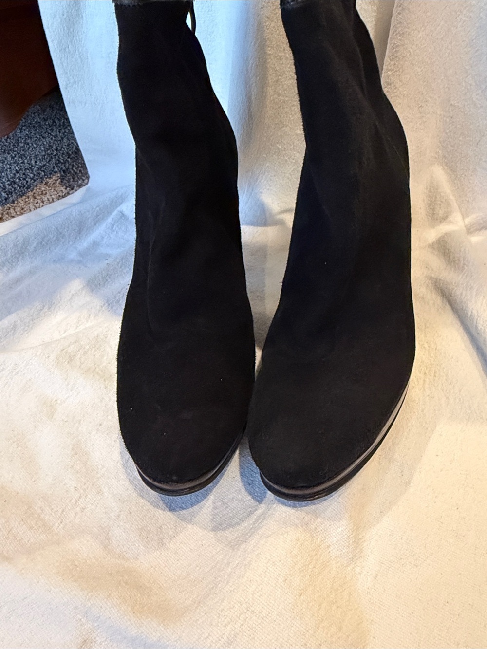 Kenneth Cole New York Black Suede Whip It Over-the-Knee Boots - 9.5 - Picture 12 of 13